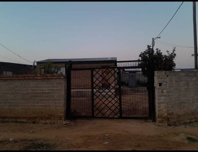 2 BEDROOM HOUSE FOR SALE IN MAMELODI EAST